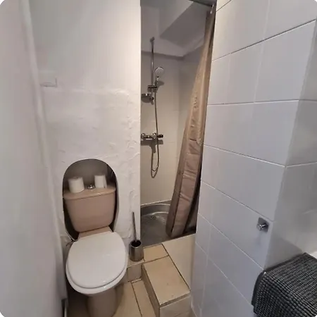 Gemuetliches Studio, Pool, Parkplatz. Ohne Vis-a-vis. Apartman Fréjus